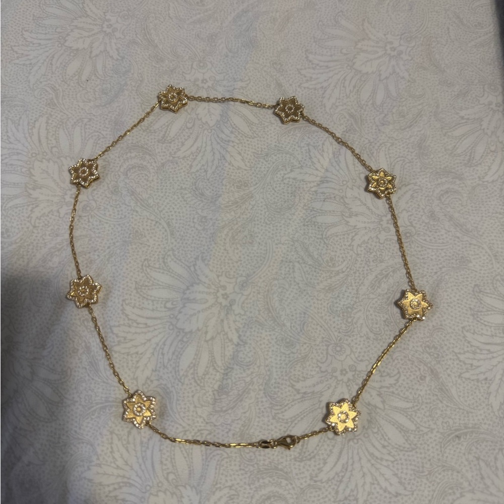 Gold - Picture 3 of 3